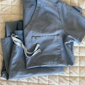 Figs women’s vapor blue scrub set